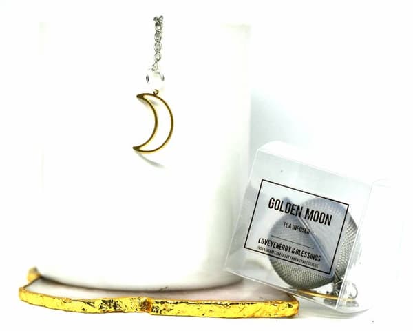 Golden Crescent Moon Tea Infuser, Loose Herb Tea Infuser